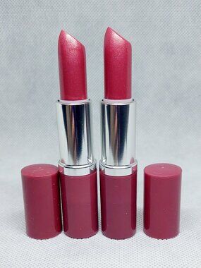 2 Clinique full size Lipsticks NEW "Love Pop"